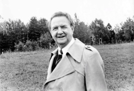 Писатель земли сибирской 